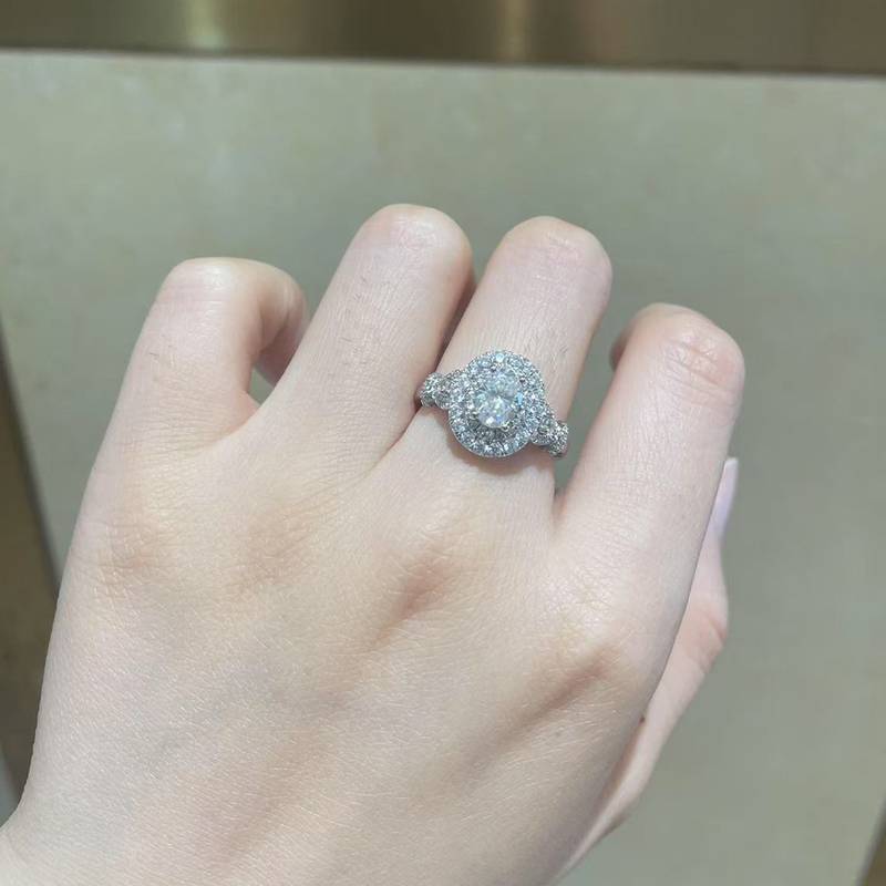 圆包蛋形切割钻Women's RingS925银镀白金定制选款主石Moissanite1.0ct/副石高碳钻